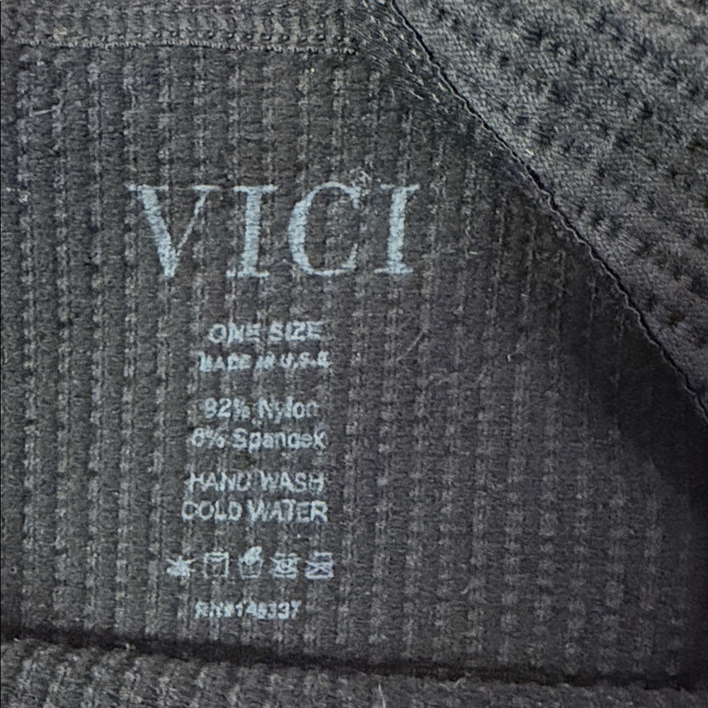 Vici Remington Ribbed Crop Tank Top Black one Size - Picture 5 of 5